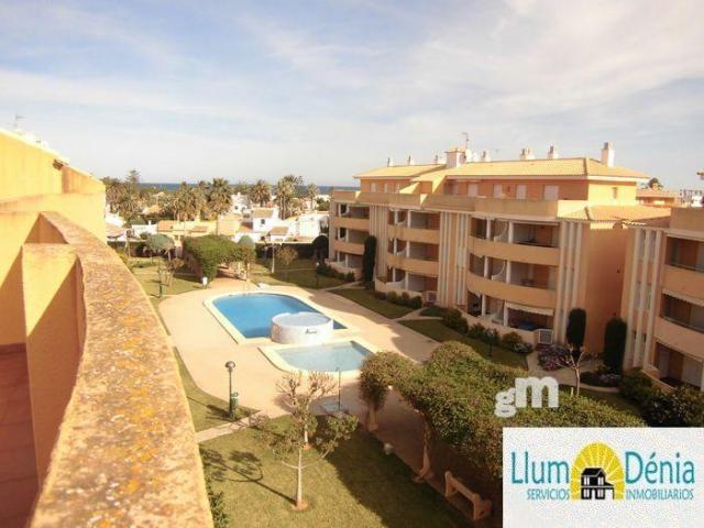 For sale of penthouse in Denia