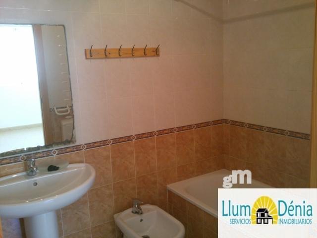 For sale of flat in Denia