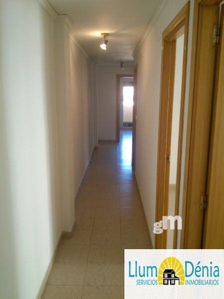 For sale of flat in Denia