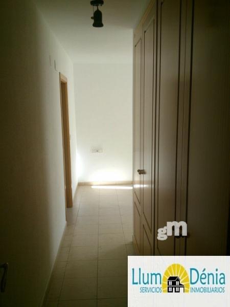 For sale of flat in Denia