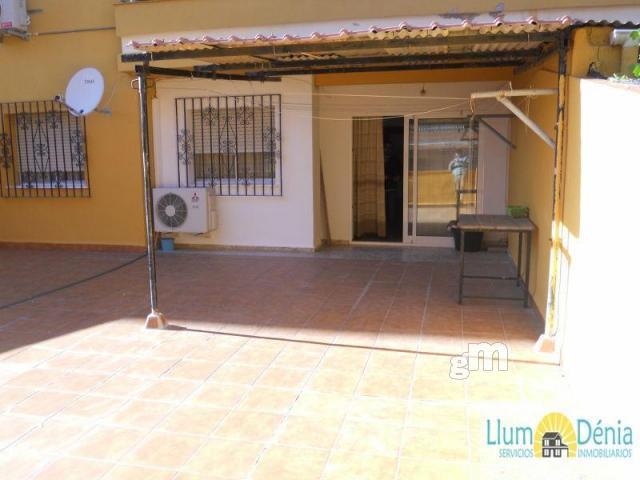 For sale of flat in Denia