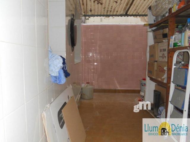 For sale of flat in Denia