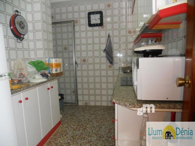 For sale of flat in Denia