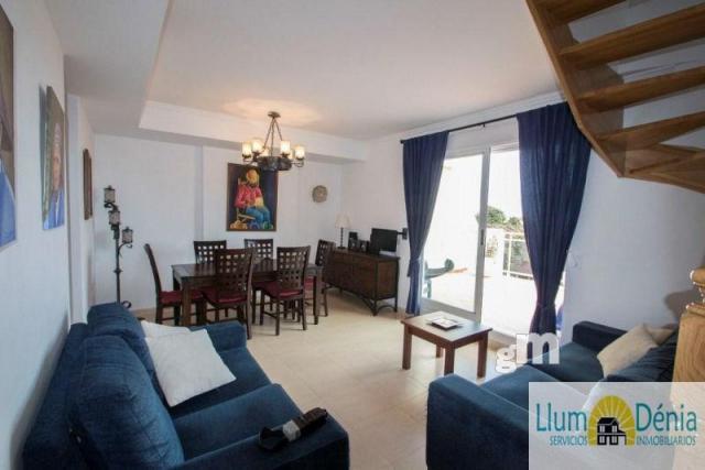 For sale of penthouse in Denia