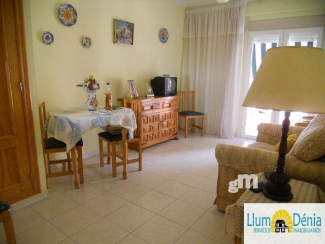 For sale of flat in Denia