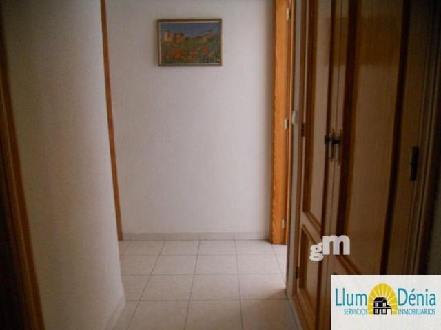 For sale of flat in Denia