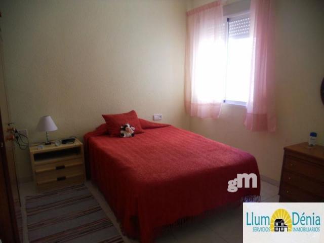 For sale of flat in Denia