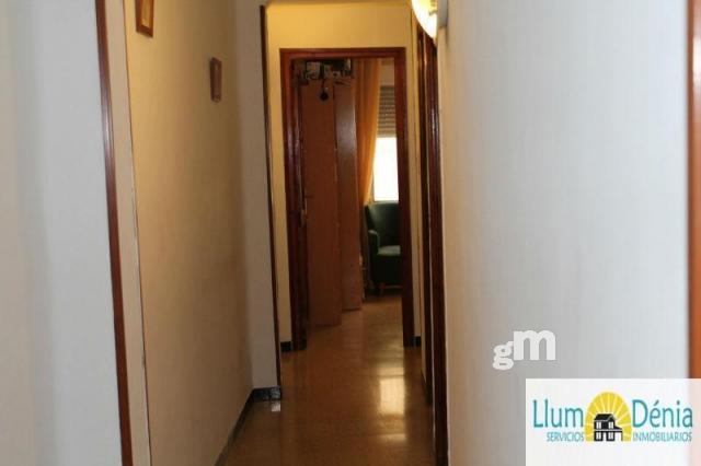 For sale of flat in Denia