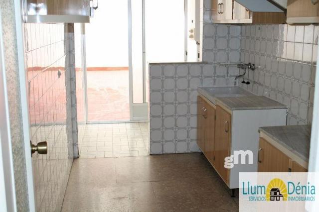 For sale of flat in Denia