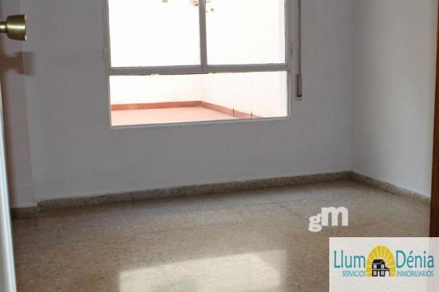 For sale of flat in Denia