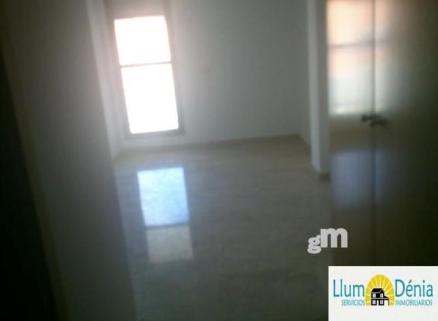 For sale of flat in Denia
