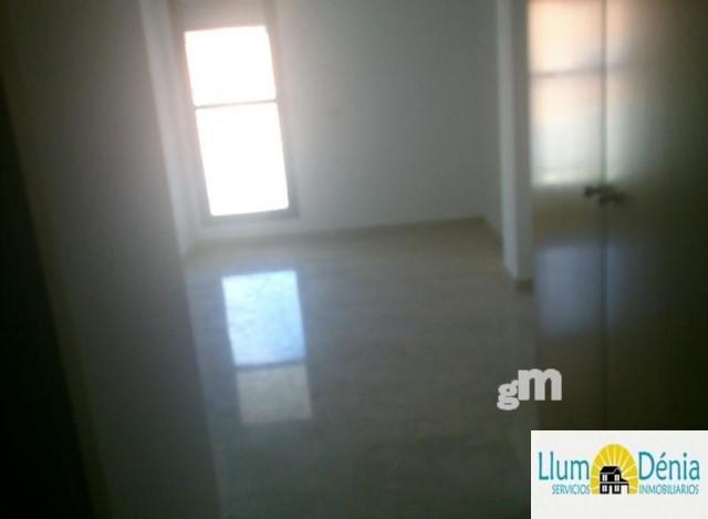 For sale of flat in Denia