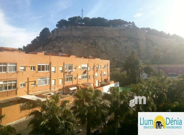 For sale of flat in Denia