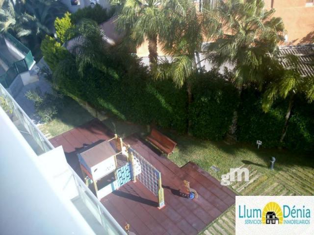 For sale of flat in Denia