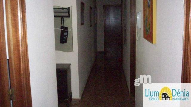 For sale of flat in Denia