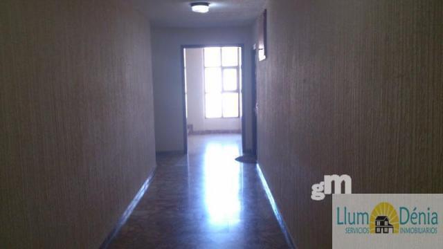 For sale of flat in Denia