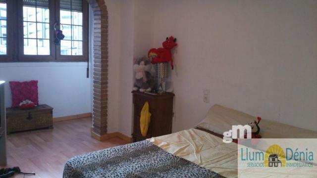 For sale of flat in Denia