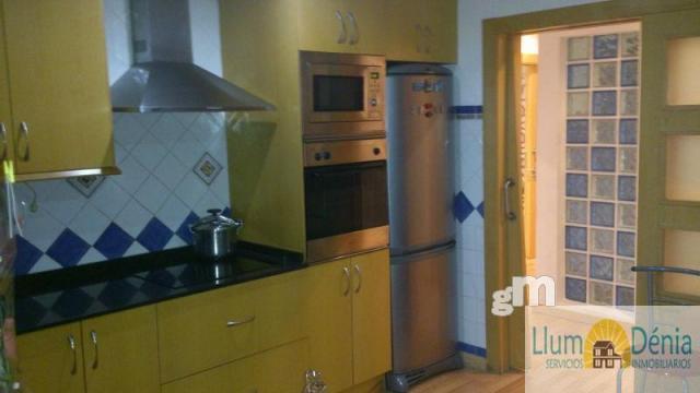 For sale of flat in Denia