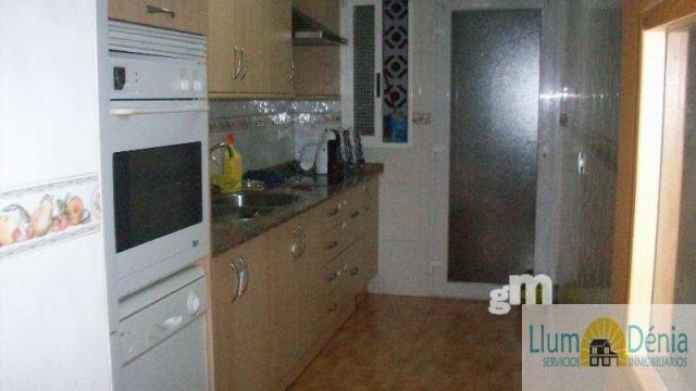 For sale of flat in Denia