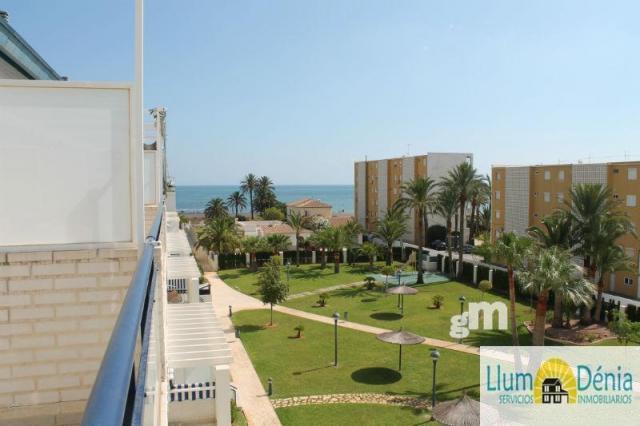 For sale of penthouse in Denia