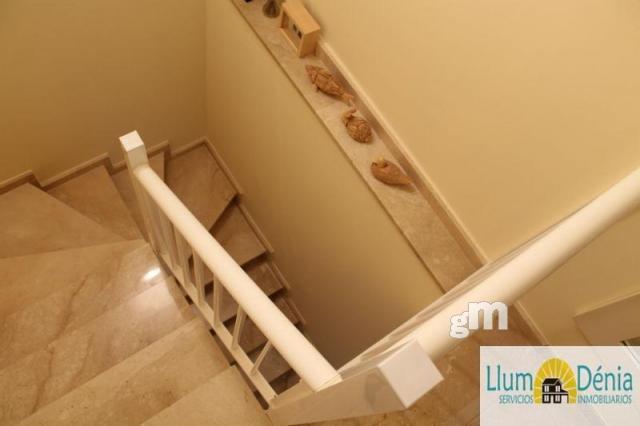 For sale of penthouse in Denia