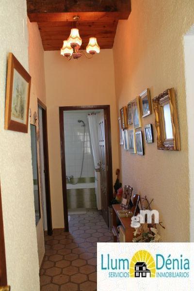 For sale of chalet in Denia