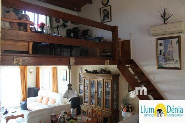 For sale of chalet in Denia