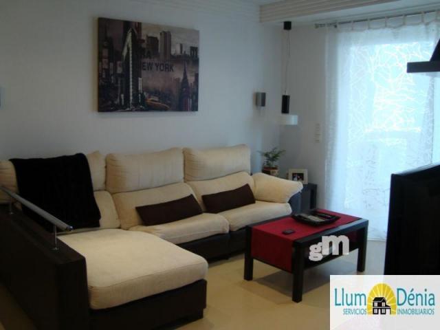 For sale of flat in Denia