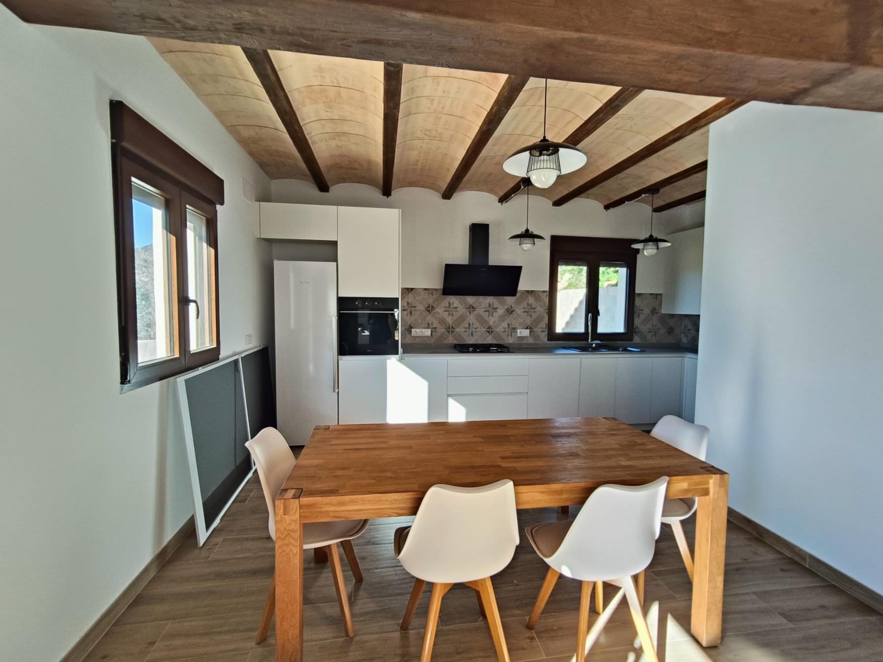 Venta de masía en Sierra Engarcerán