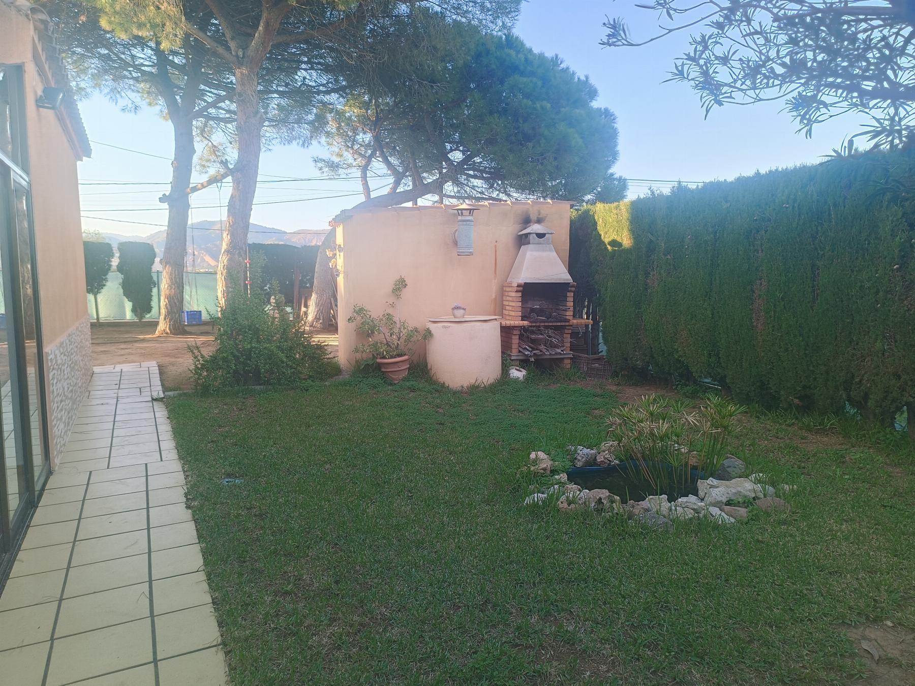 For sale of villa in Benicasim