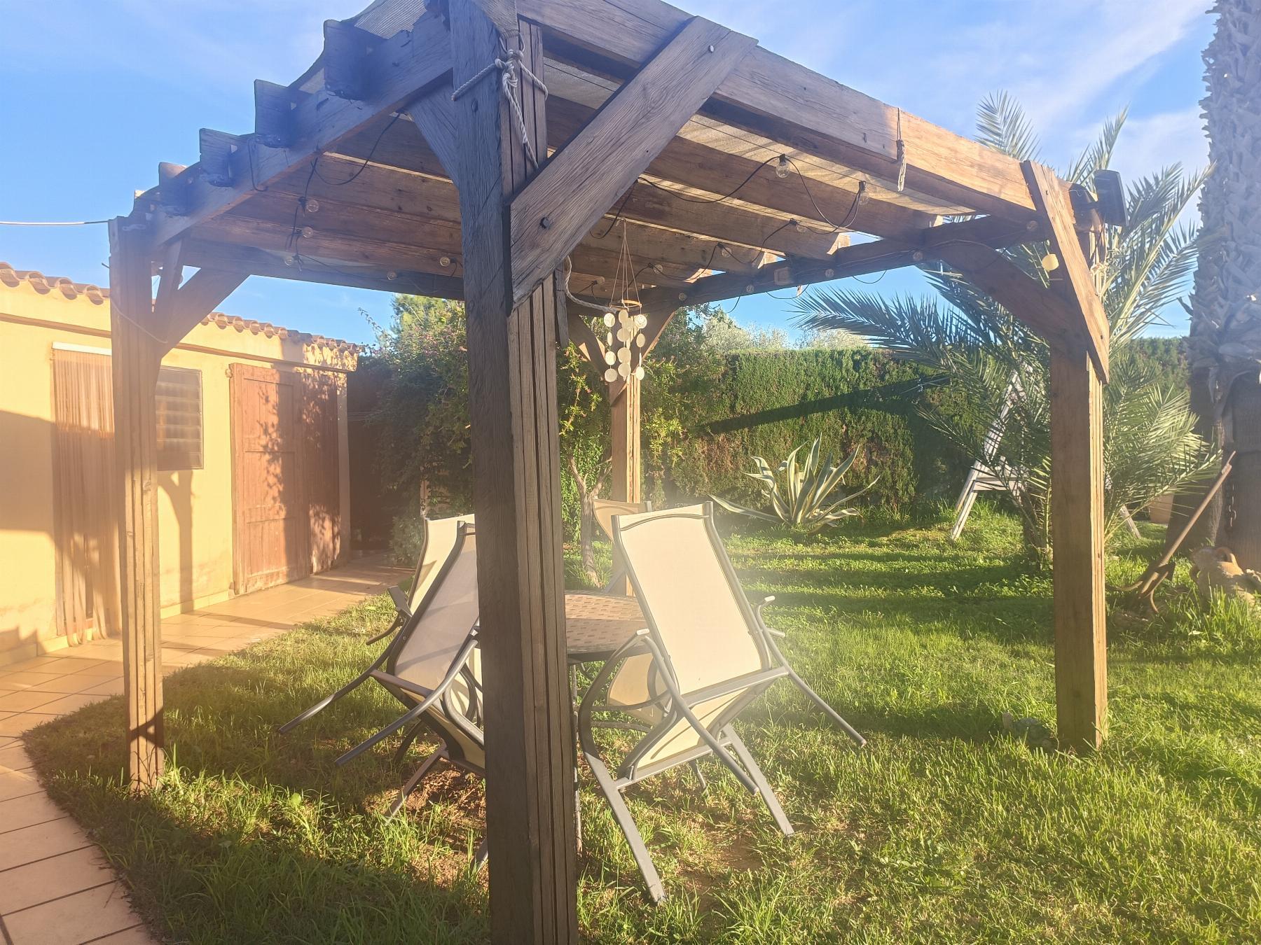 For sale of villa in Benicasim