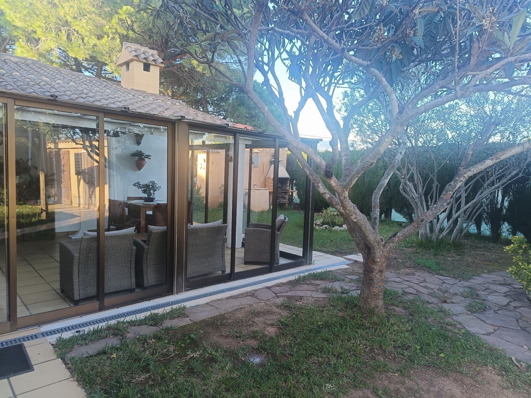 For sale of villa in Benicasim