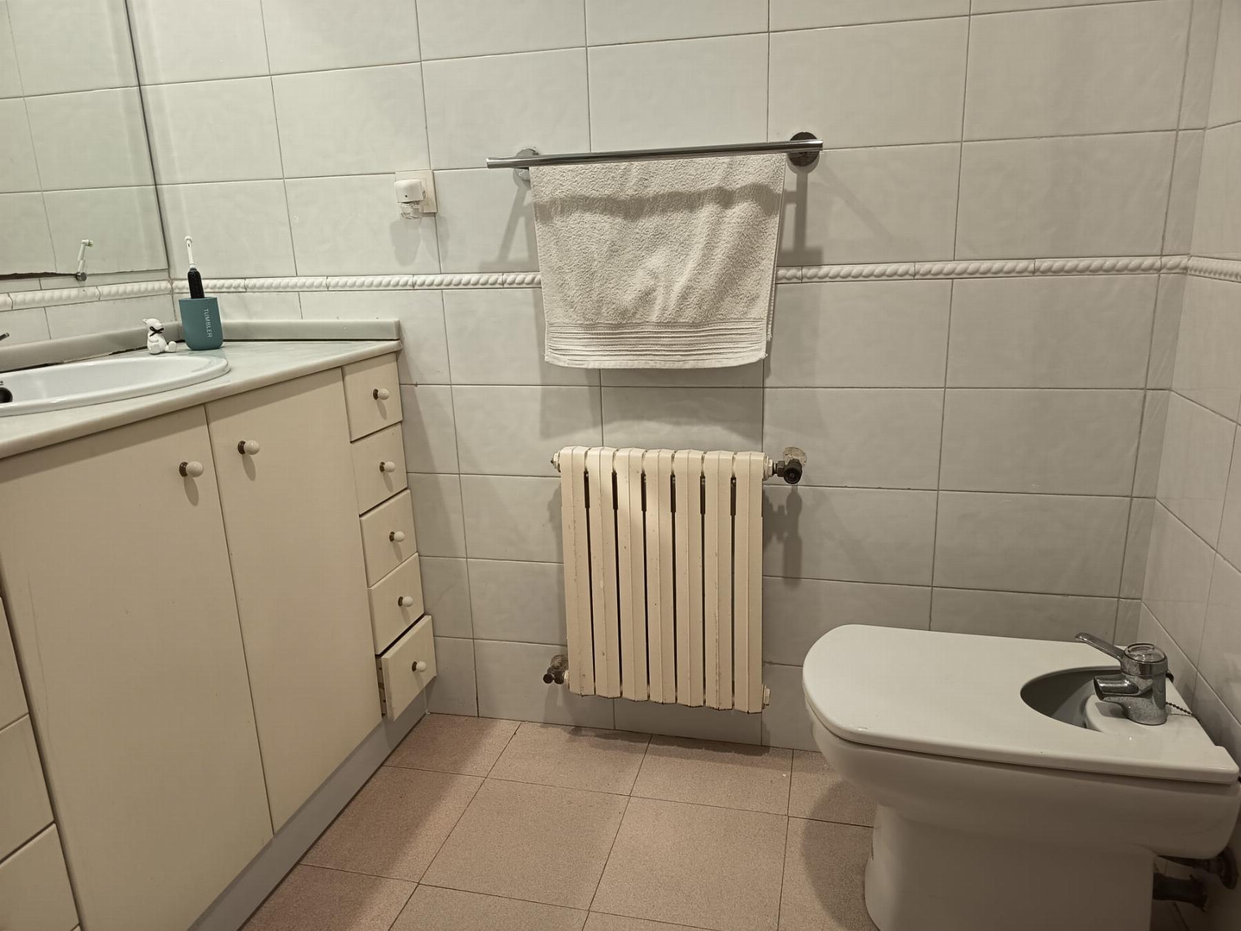 For sale of flat in Castellón