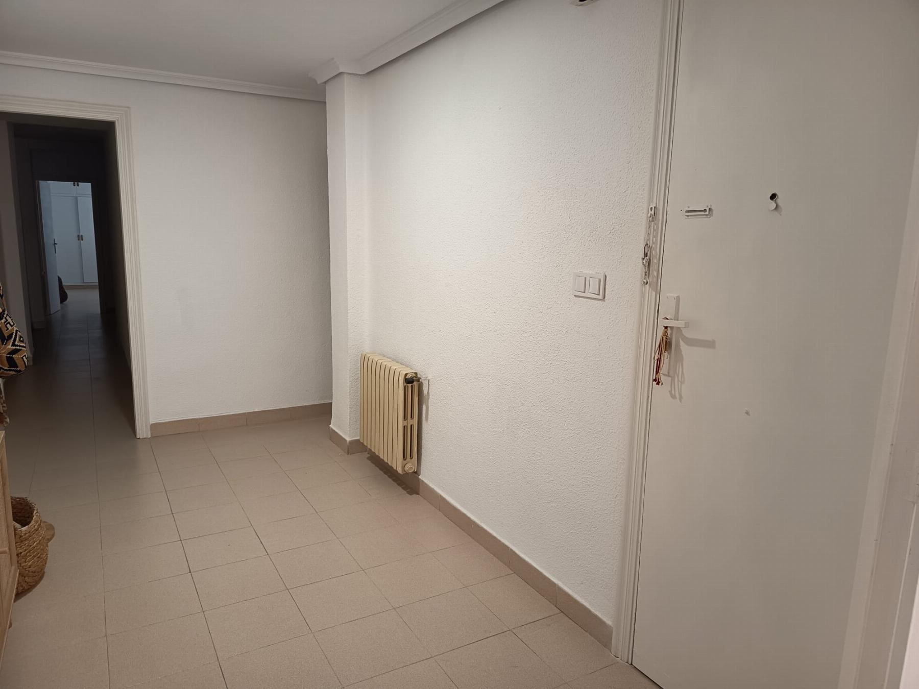 For sale of flat in Castellón