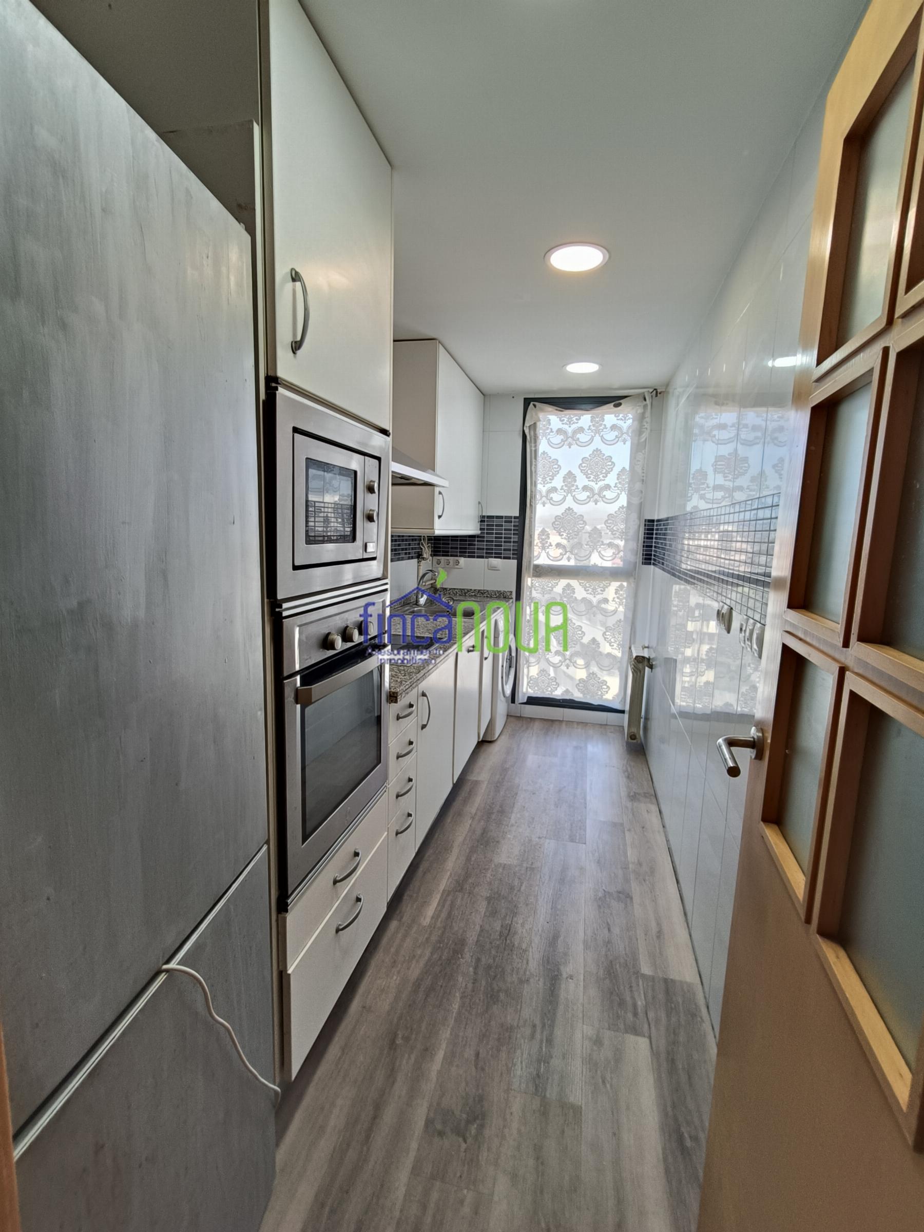 For sale of flat in Castellón
