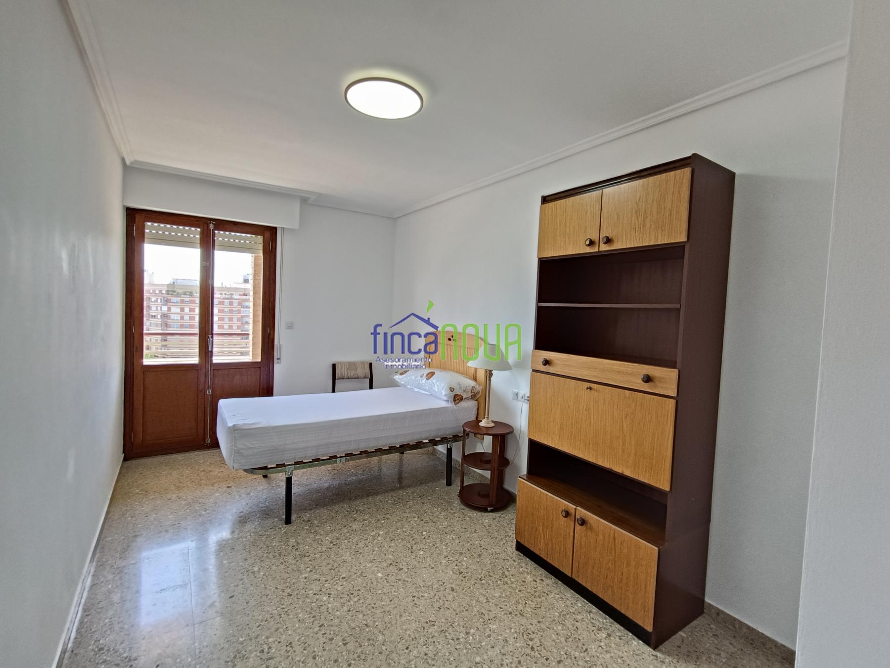 For rent of room in Castellón