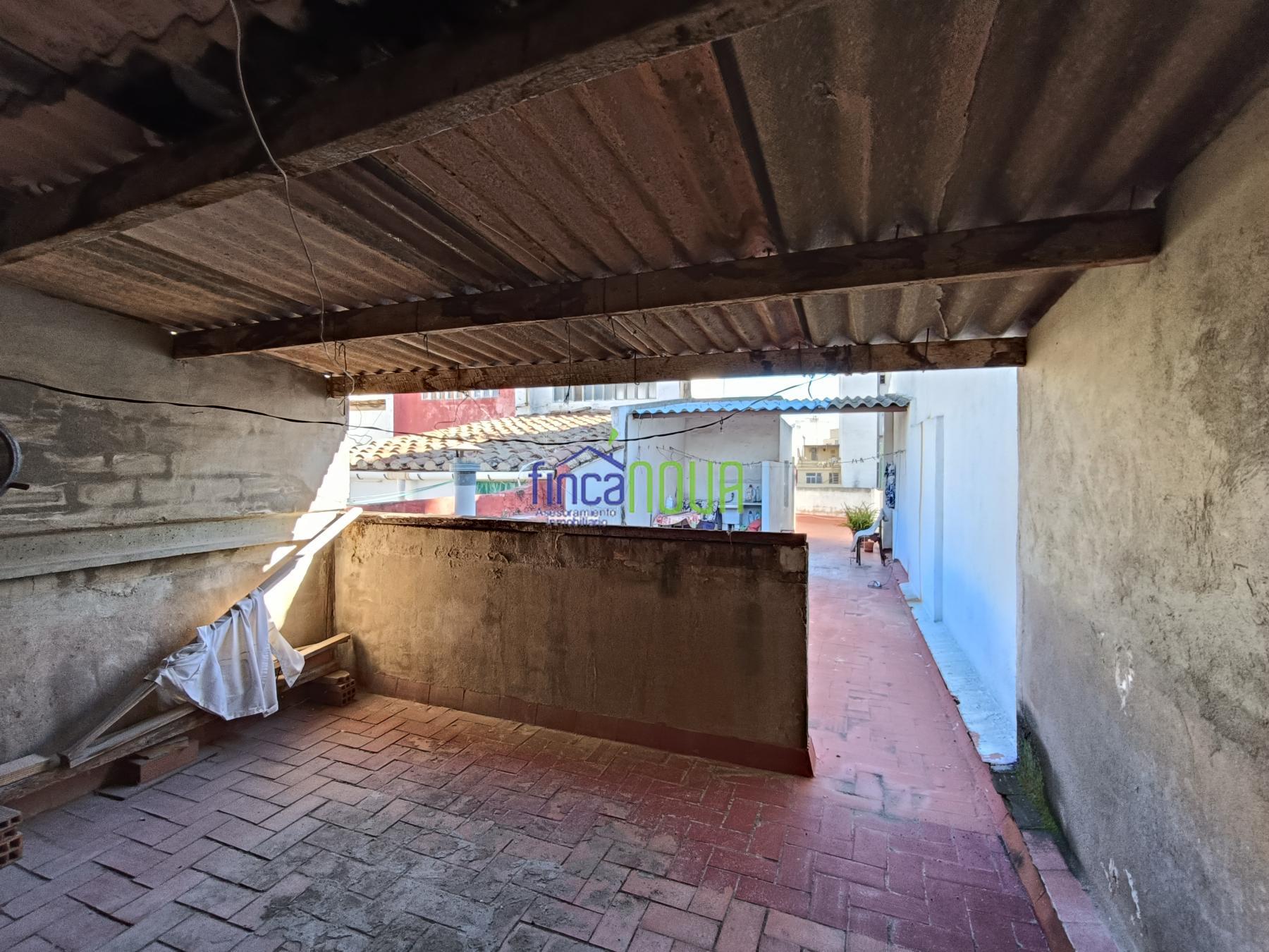 For sale of house in Castellón