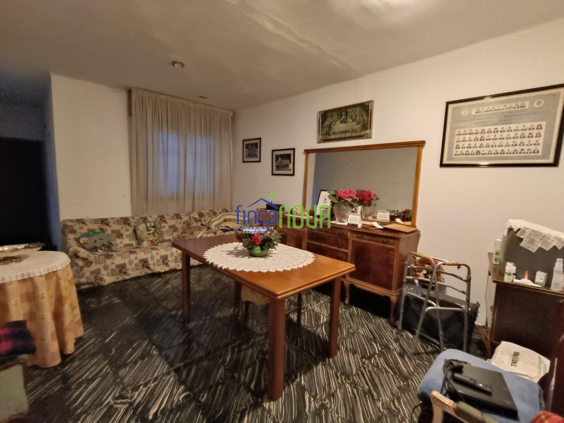 For sale of house in Castellón
