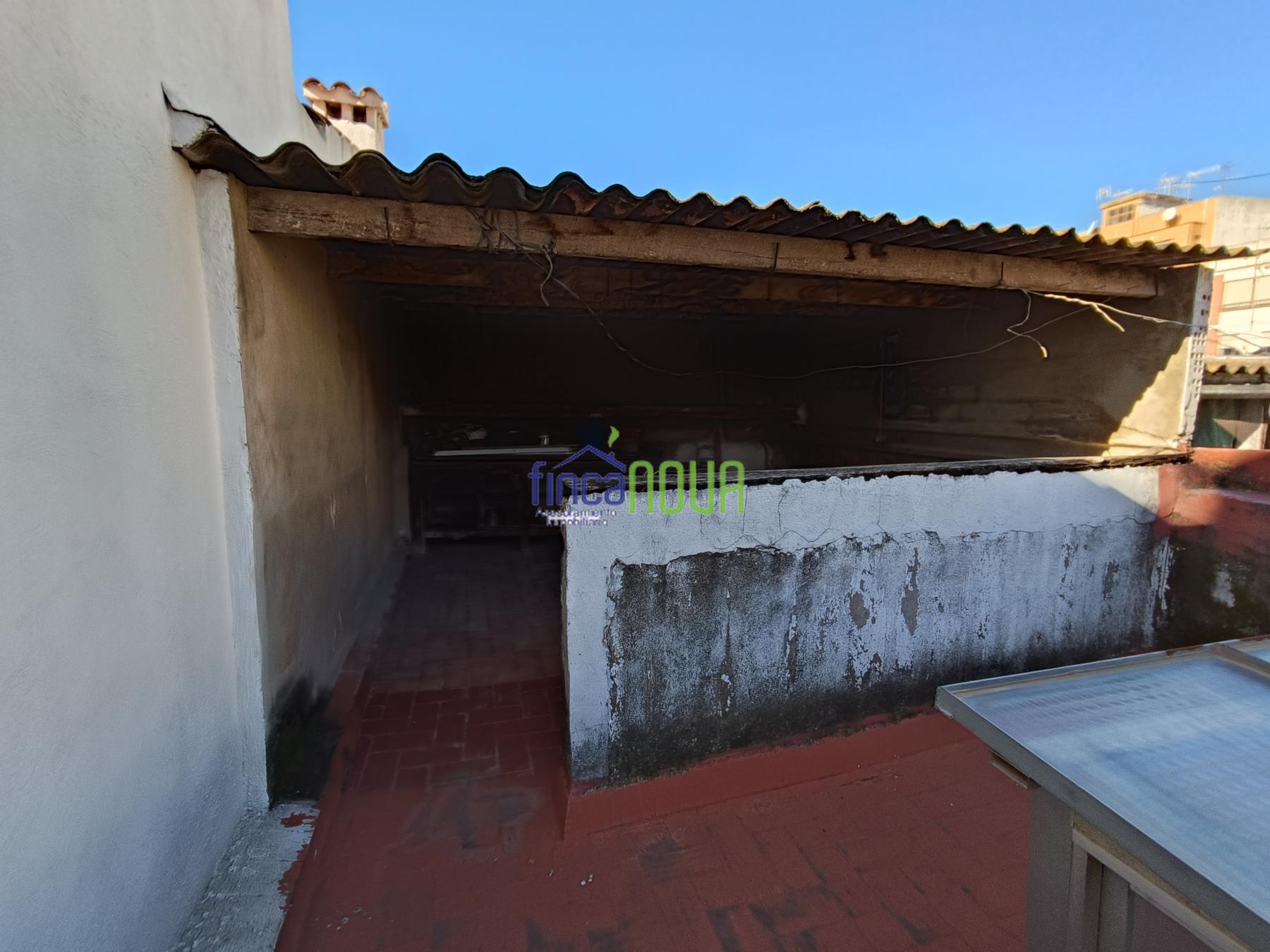 For sale of house in Castellón