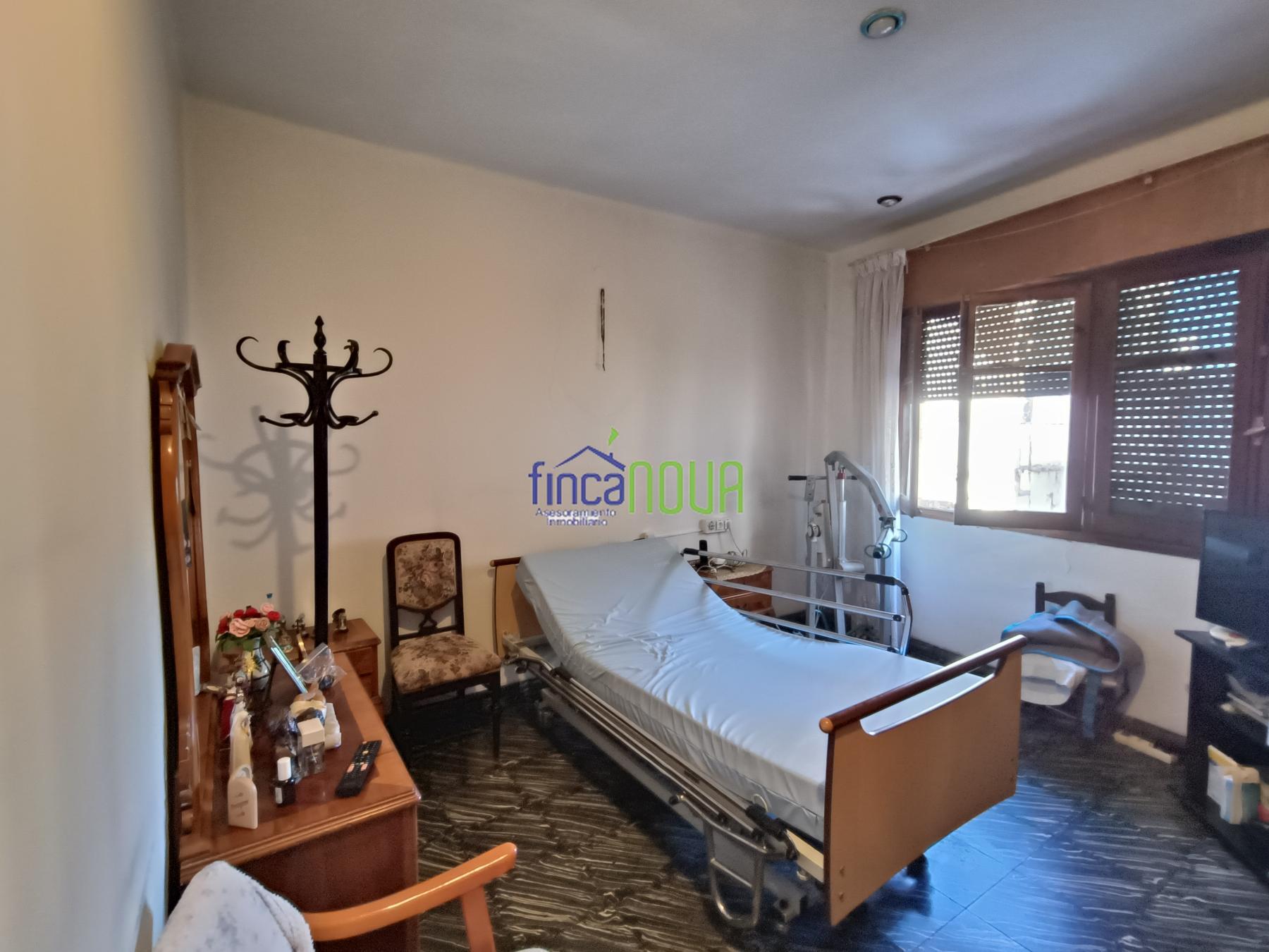 For sale of house in Castellón