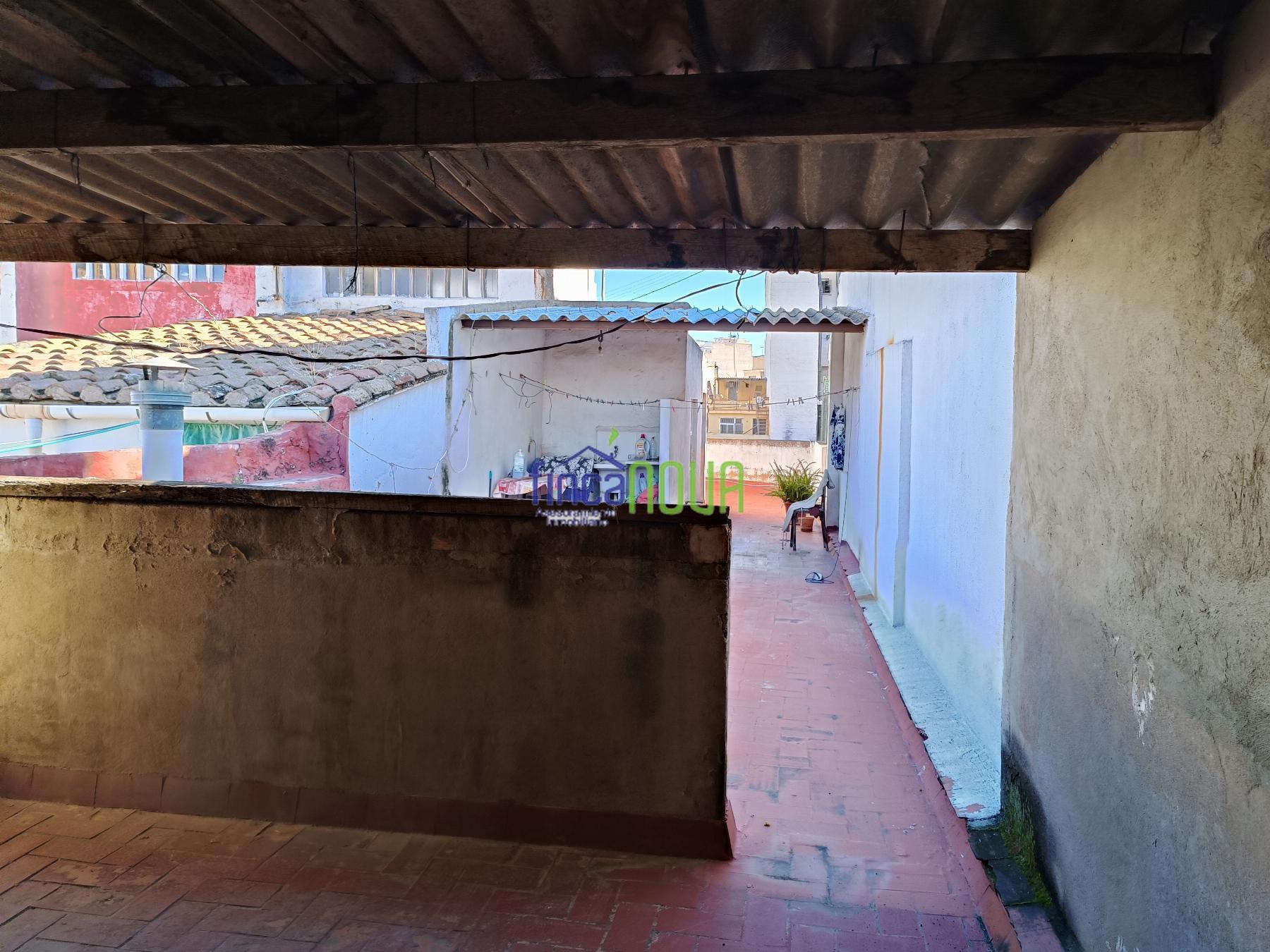 For sale of house in Castellón