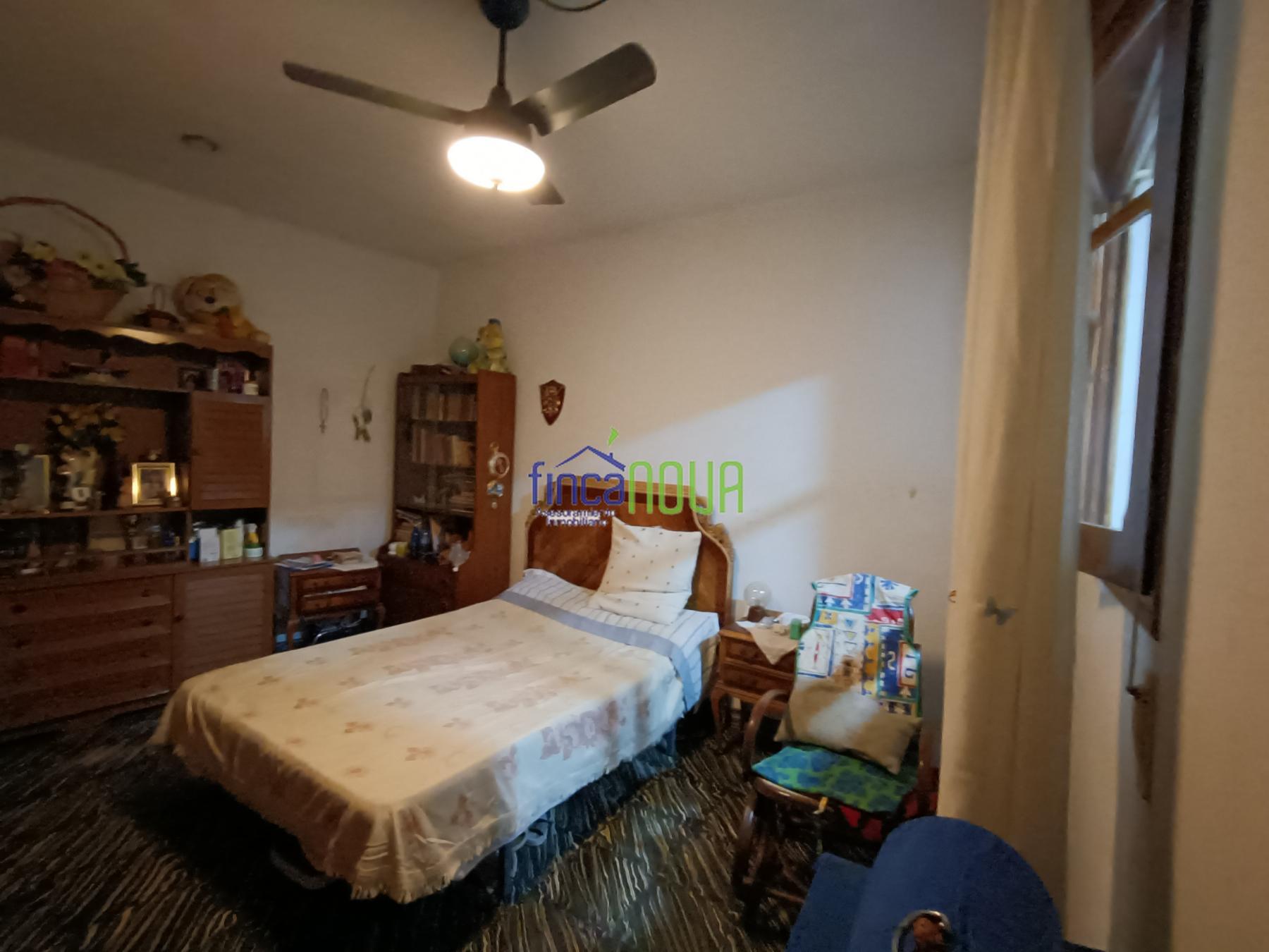 For sale of house in Castellón