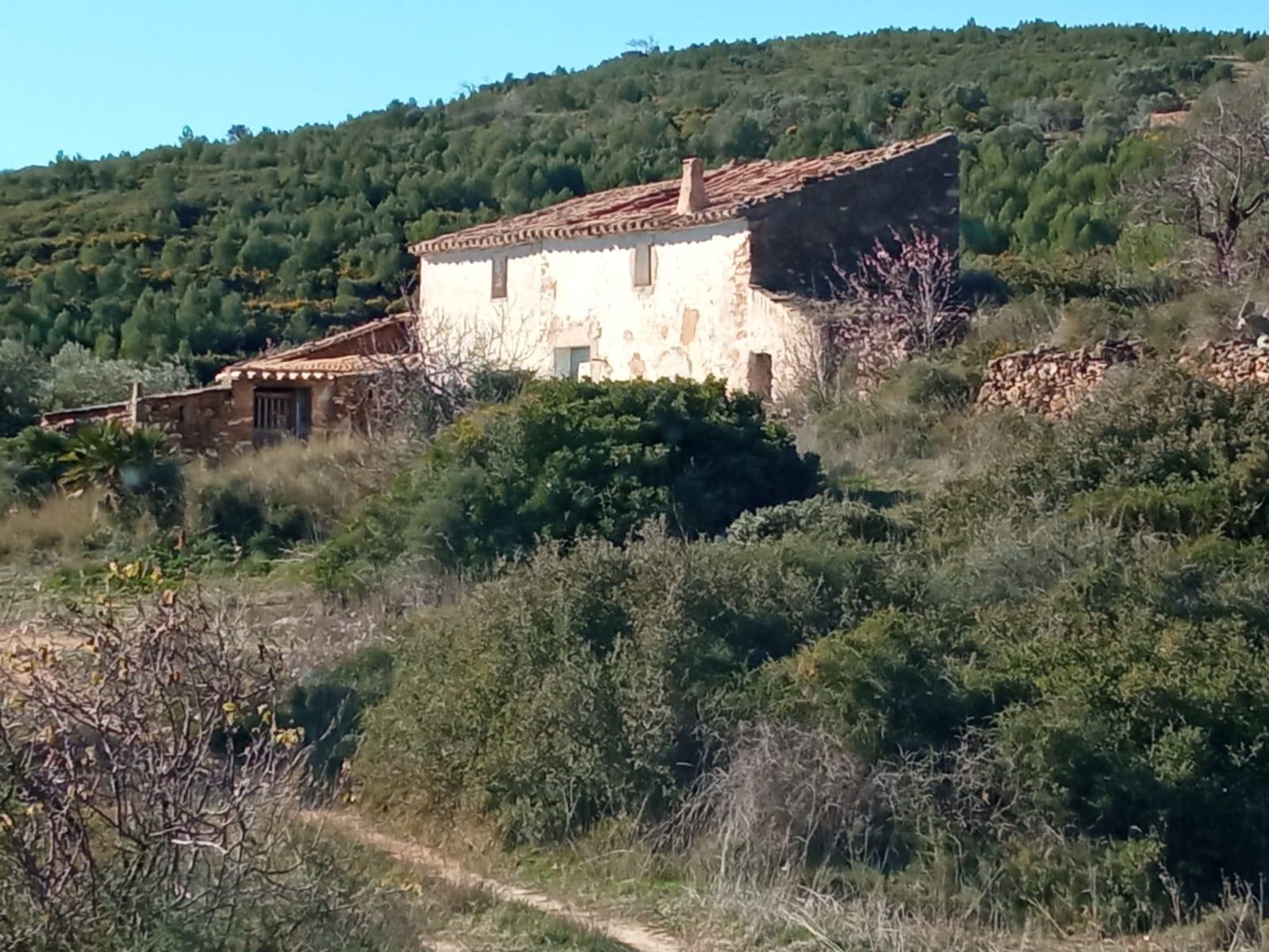 For sale of masia in Useras