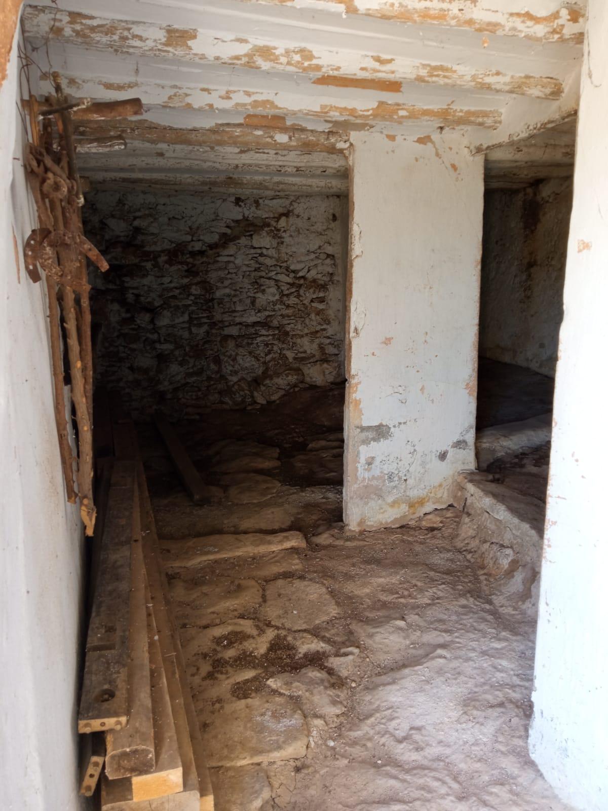 For sale of masia in Useras