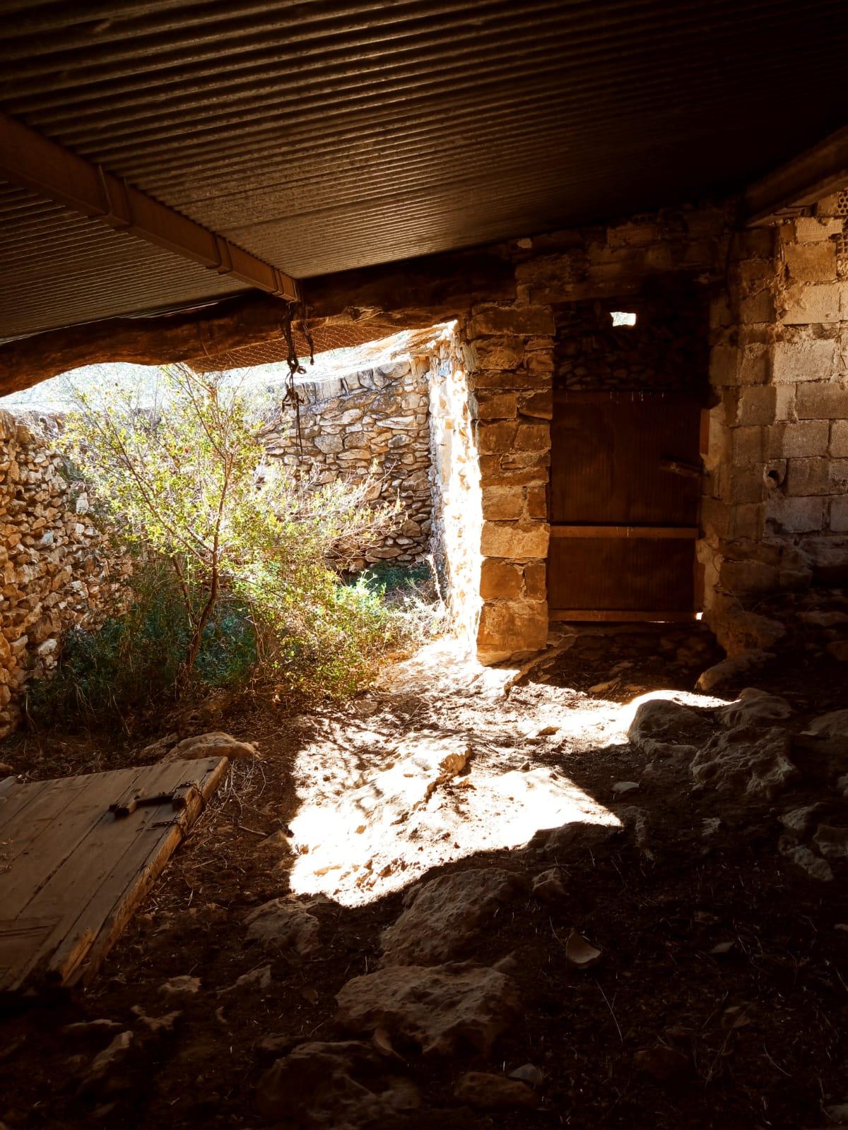 For sale of masia in Useras