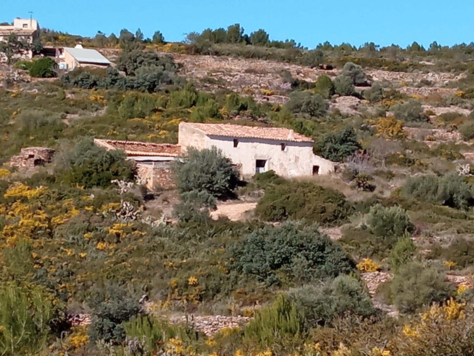 For sale of masia in Useras