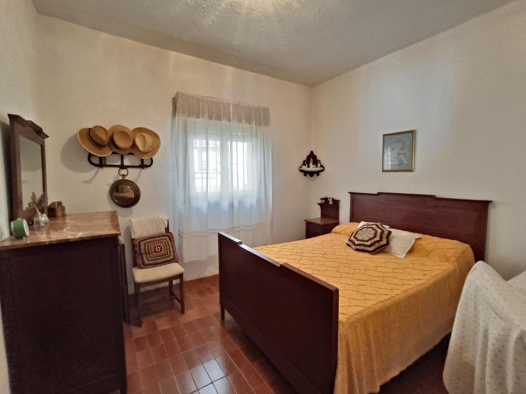 For sale of land in Almazora