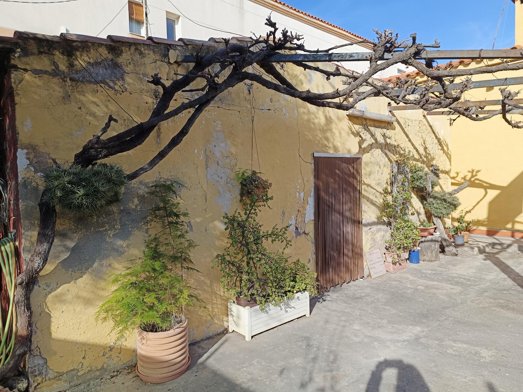 For sale of land in Almazora