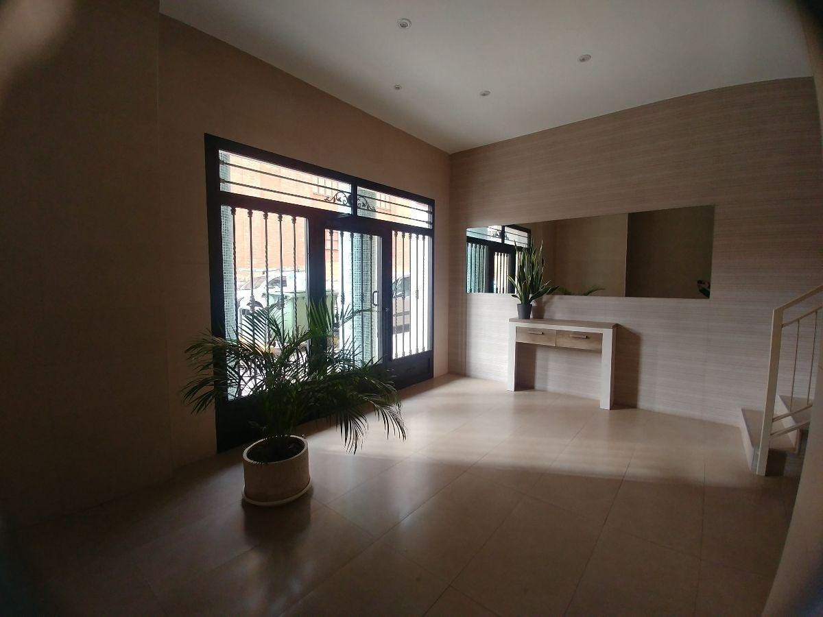 For sale of flat in Castellón