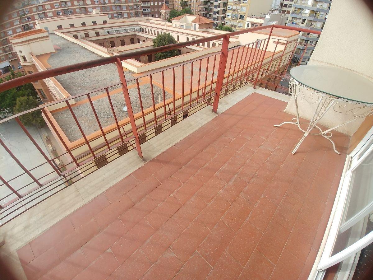 For sale of flat in Castellón